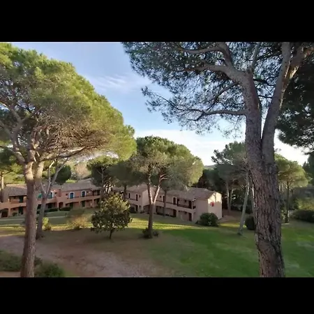 F1 Climatise Avec Piscine