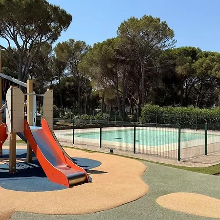 Apartmán F1 Climatise Avec Piscine